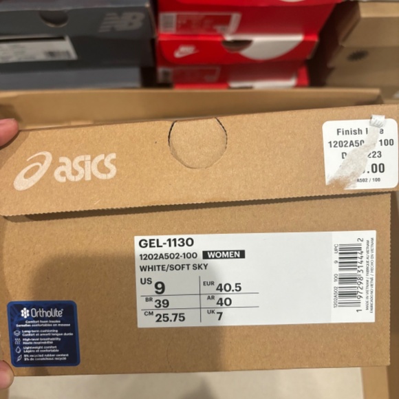 ASICS 1130 - Picture 4 of 5